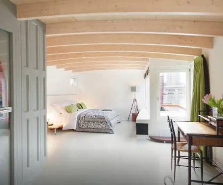 Houseboat Aquaview